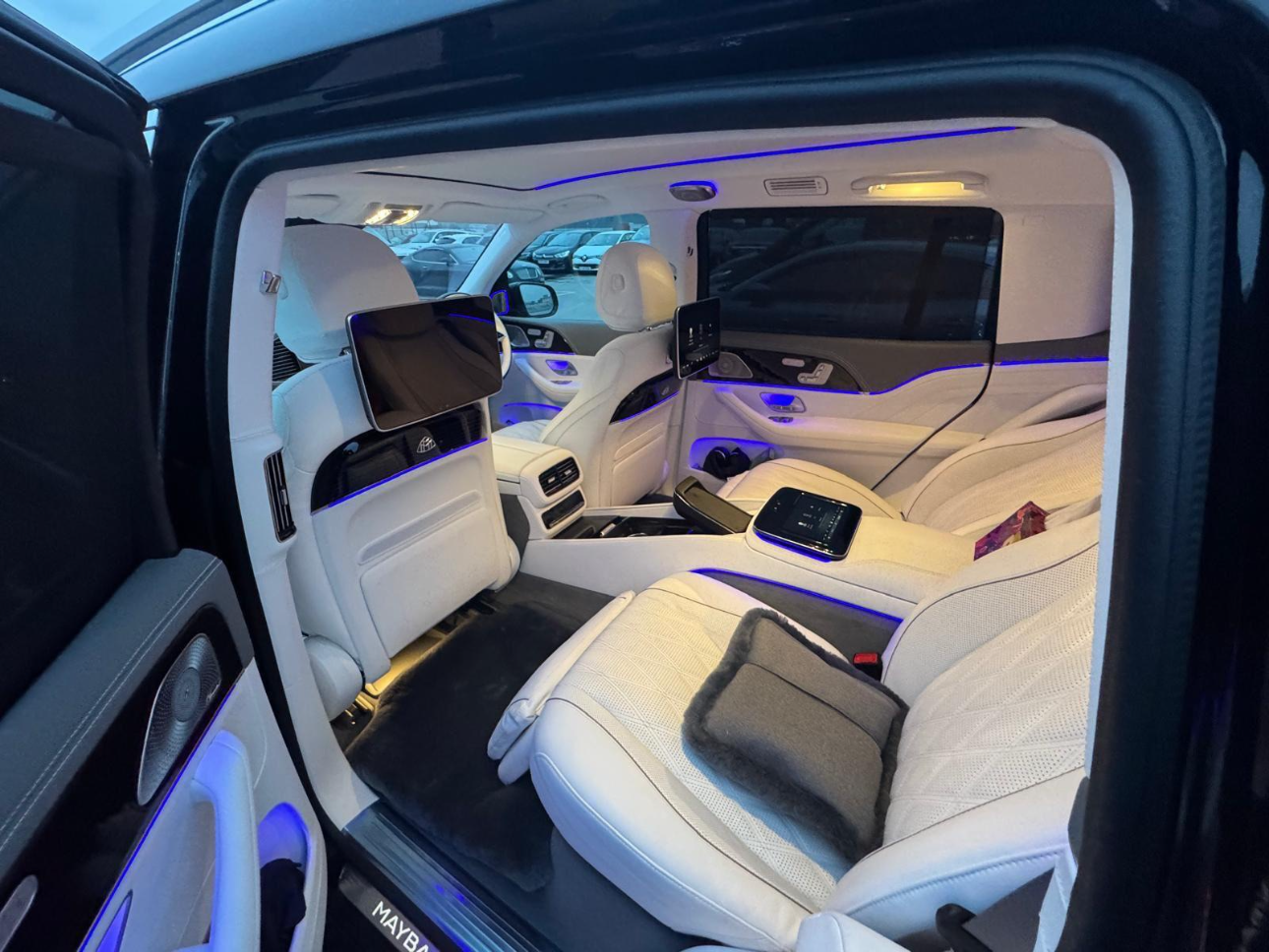 Maybach GLS Interior